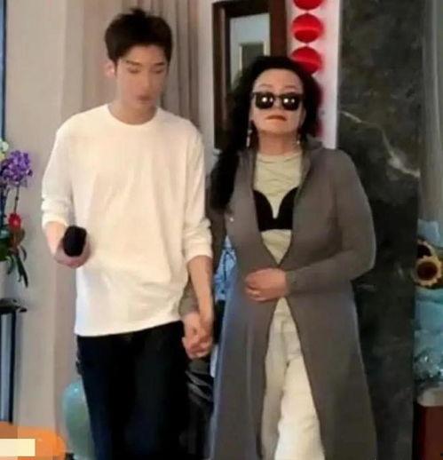 吃瓜娱乐八卦直播间,吃瓜娱乐八卦背后的故事
