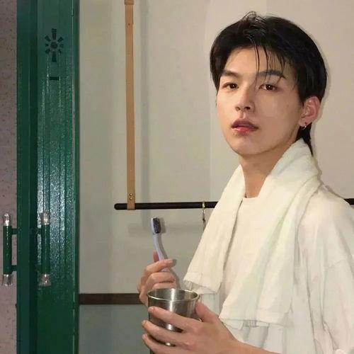 娱乐吃瓜酱称职的男朋友,全方位呵护，甜蜜生活揭秘