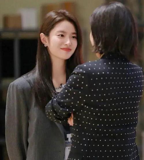 娱乐圈吃瓜爆料身高,身高成焦点，明星身高大揭秘！