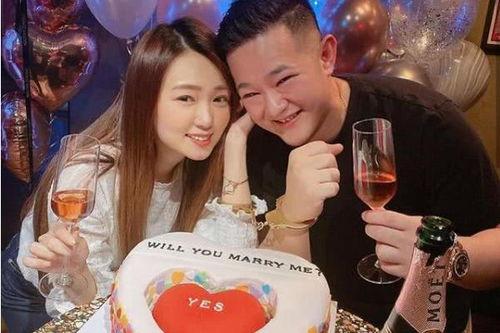 娱乐吃瓜求婚百度云下载,甜蜜瞬间全网共享